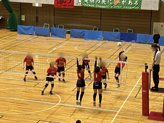 全力で戦う七中バレー部