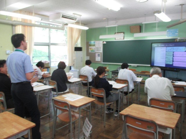 先生方も勉強（研修）中
