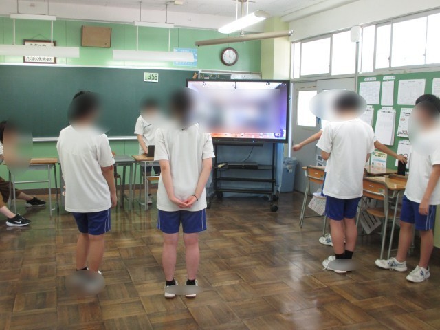 動画を見てダンス検討中