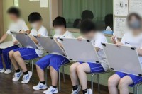 7/15　真剣に考える生徒