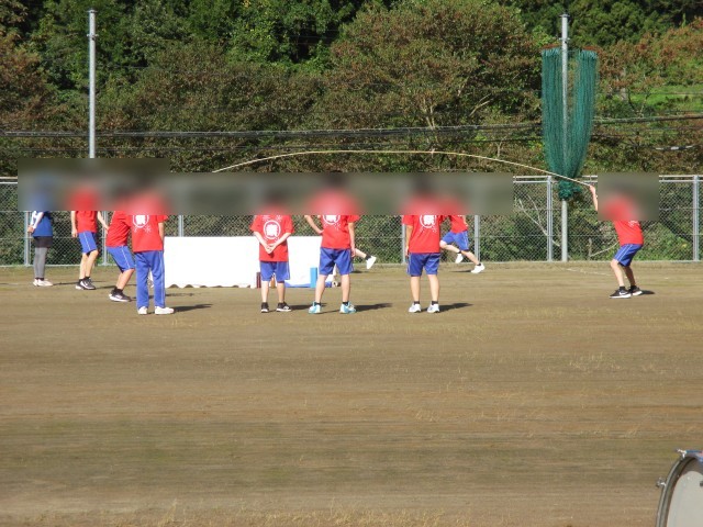 大縄の練習中