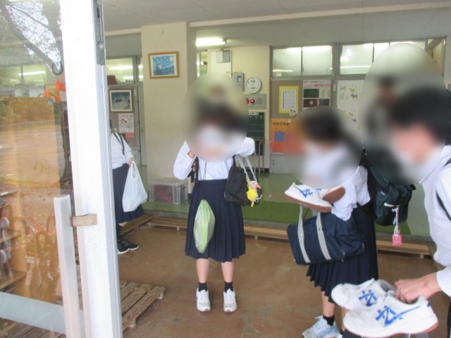 高校に向けて出発