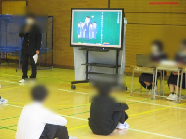 求めるリーダー像を話す生徒会長