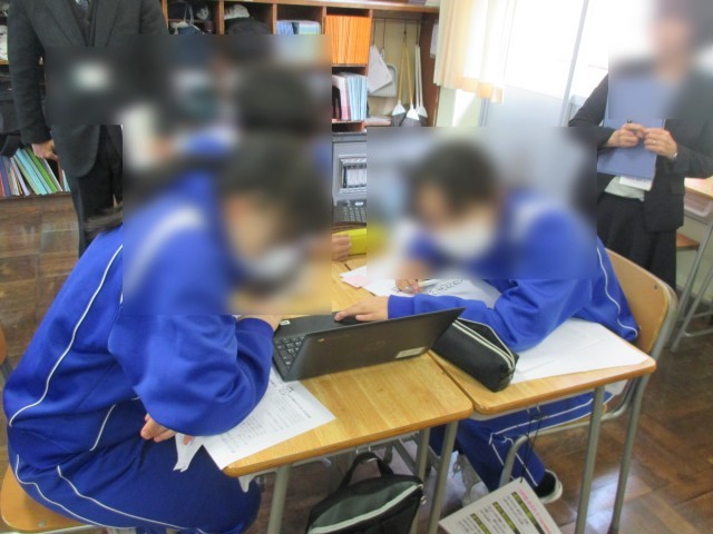 歳時記をじっくり眺める